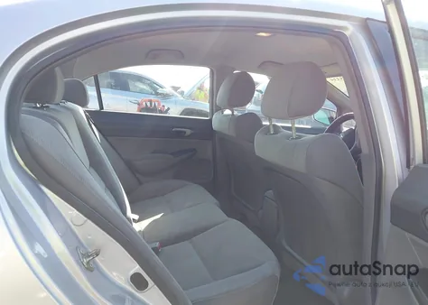 2010 Honda Civic Lx z USA, uszkodzony, nr VIN 2HGFA1F5XAH581604